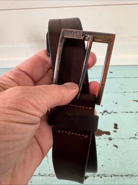 Boss Size 36 Hugo Boss Vegetable Tanned Leather. Made in Italy Brown